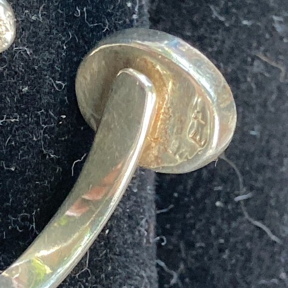 EP Mother of pearl gem in silver by-pass ring, "T" or a cross on the other node. - Picture 6 of 14